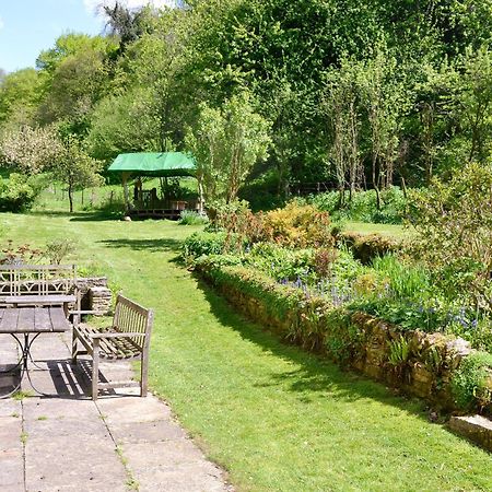 Driftcombe Farmhouse Bisley  Exterior photo